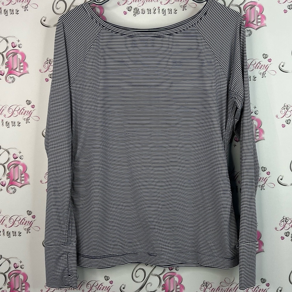 GAP fit long sleeve stripes navy blue Black and White Striped Blouse